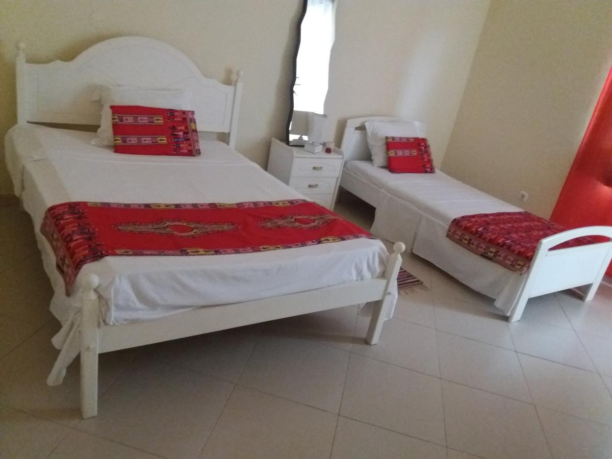 Bed and Breakfast Pensao Simao & Julia Orgaos Екстер'єр фото